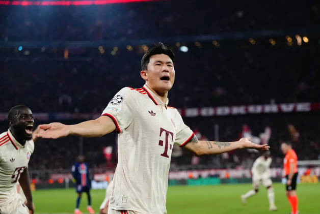 金玟哉头球制胜登贝莱染红 拜仁1-0十人巴黎