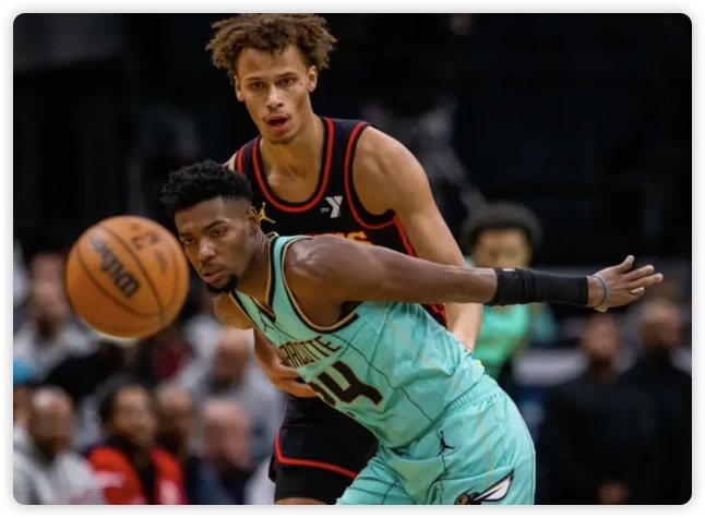 约翰逊20分米勒32+8奥孔古16+11 老鹰险胜黄蜂