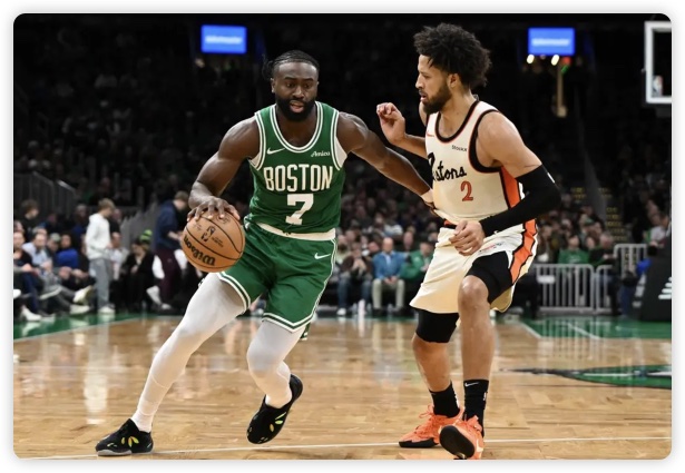 布朗28+9坎宁安准三双 塔图姆缺阵凯尔特人胜活塞