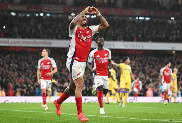 热苏斯戴帽厄德高两助攻 阿森纳3-2水晶宫晋级 