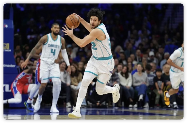 恩比德戴面具复出34+9米西奇20分 76人送黄蜂4连败