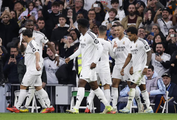 姆巴佩传射+世界波 皇马4-2塞维利亚升至第二