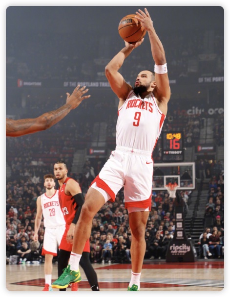 杰伦-格林三节26+5 申京23+15+6 火箭送开拓者5连败