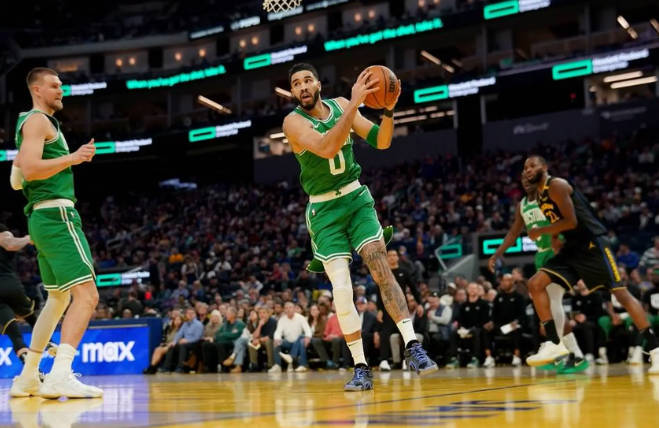 库里低效18分塔图姆22+9+7 勇士三节花惨败凯尔特人