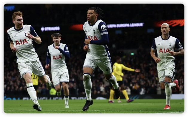 斯卡利特传射建功 热刺3-0完胜以第四名晋级16强