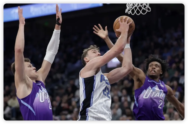 马尔卡宁12+11瓦格纳空砍37分 爵士113-99战胜魔术