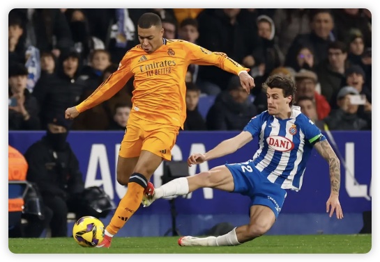 维尼修斯进球被吹姆巴佩中柱 皇马0-1西班牙人 