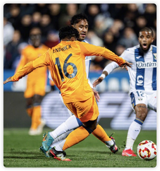 莫德里奇破门加西亚补时绝杀 皇马3-2莱加内斯 