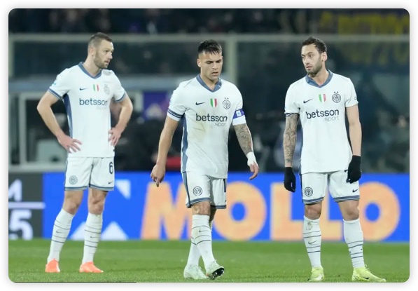 基恩梅开二度 国米0-3佛罗伦萨2轮不胜距榜首3分 