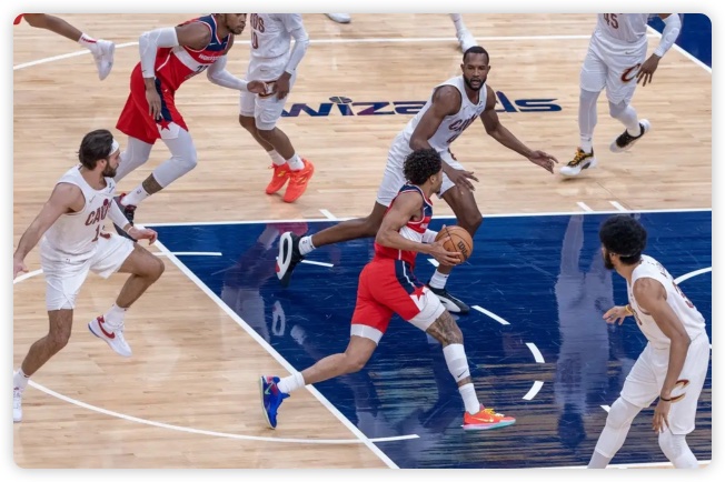 米切尔33分普尔空砍45分 莫布利27+7骑士轻取奇才 