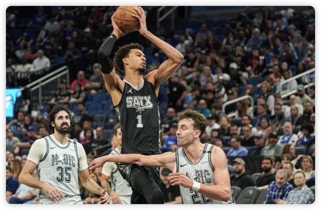 瓦塞尔25分瓦格纳33+12 马刺111-112不敌魔术