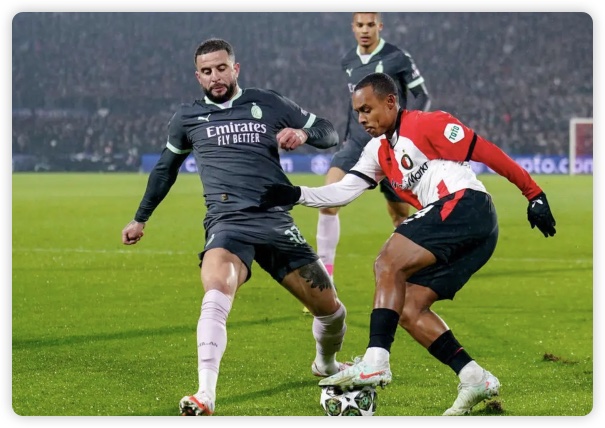 迈尼昂超级失误致丢球 AC米兰客场0-1费耶诺德