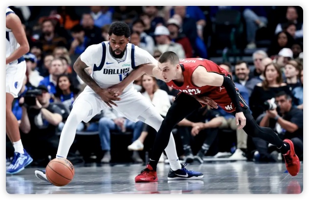 埃克萨姆27分希罗空砍40+8 欧文克莱缺阵独行侠胜热火 