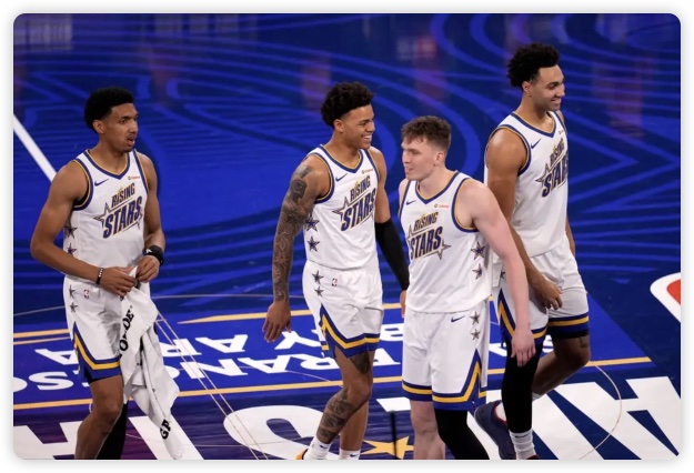 乔治三分球绝杀 穆林队夺冠挺进正赛