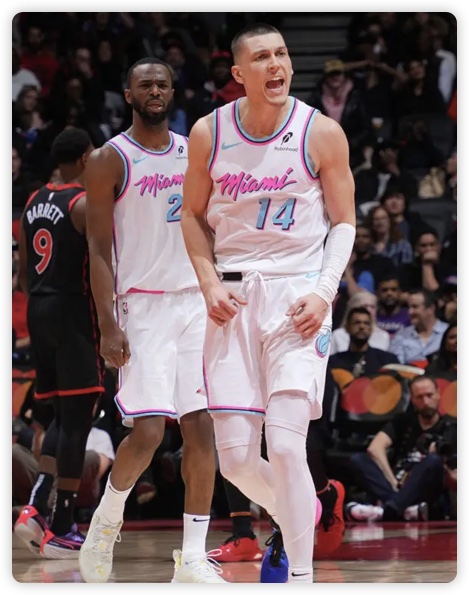 希罗28+7巴雷特29分 维金斯25+8热火加时击败猛龙