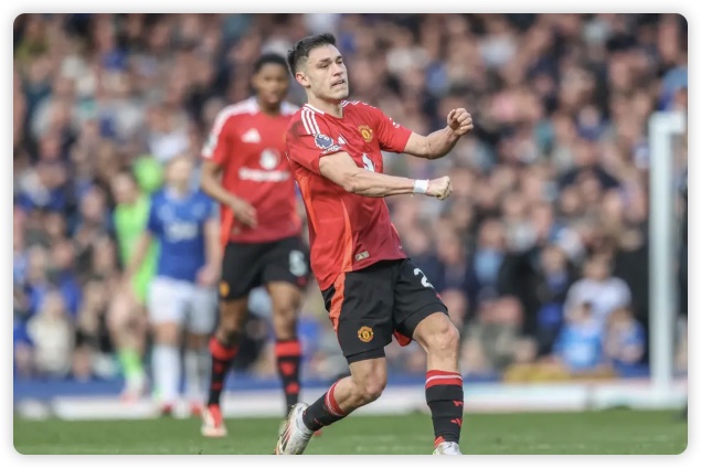 贝托连续4轮破门B费建功 曼联连追两球2-2埃弗顿 