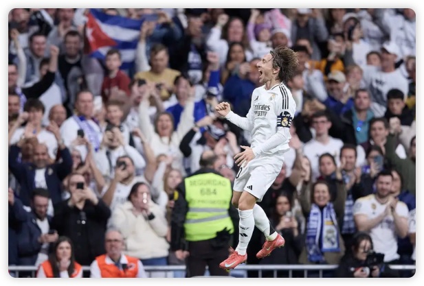 莫德里奇世界波维尼修斯破门 皇马2-0赫罗纳追平榜首