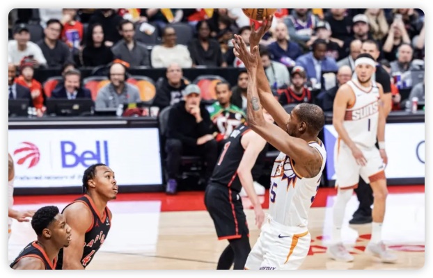 布克31+8比尔30分 巴恩斯20+9猛龙一波流带走太阳