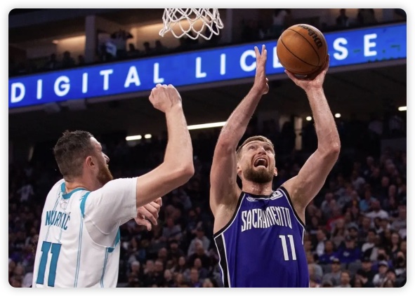 拉文爆砍42分德罗赞18分 国王狂胜送黄蜂3连败