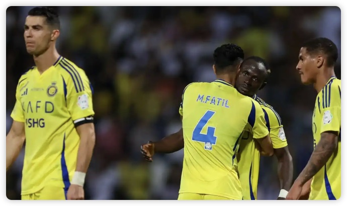 利雅得胜利2-0麦加统一升第三 C罗破门+让点马内点射