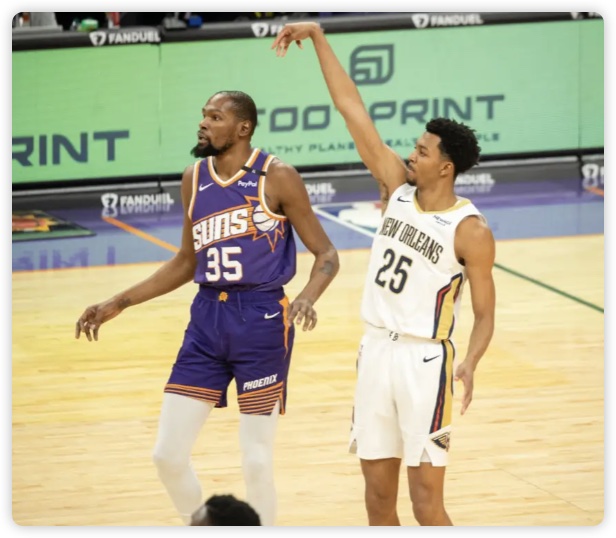 锡安27+10+11,力压杜兰特!太阳双星空砍64分,主场不敌西部倒二