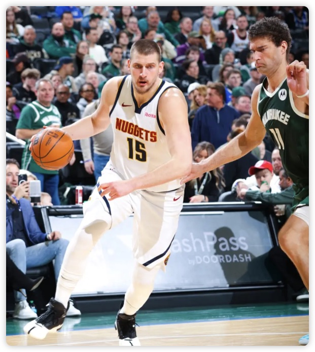 字母哥28+19+7约基奇空砍32+14+10 雄鹿力克掘金