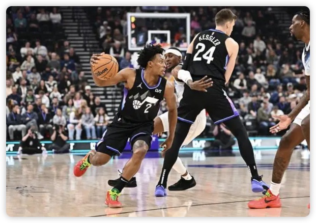 科林斯29+12里德27+11 凯斯勒准绝杀森林狼不敌爵士