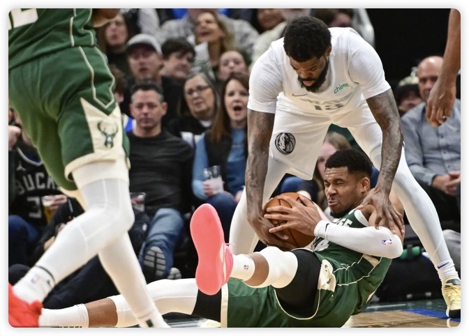 字利3节打卡合砍66分 小波特三双 雄鹿大胜残阵独行侠迎4连胜