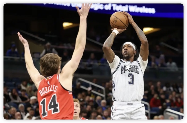 公牛险胜送魔术5连败:怀特44+7三分生涯新高 班凯罗20+9丢绝杀