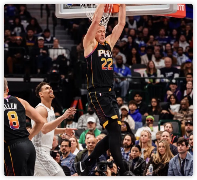 杜兰特21+9马绍尔空砍34分 布克24分太阳胜独行侠 