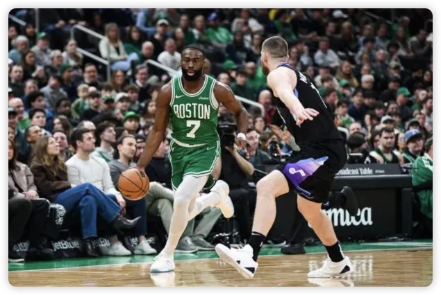 豪泽单节7三分 獭兔缺阵 科林斯28+10 绿军拒逆转送爵士6连败