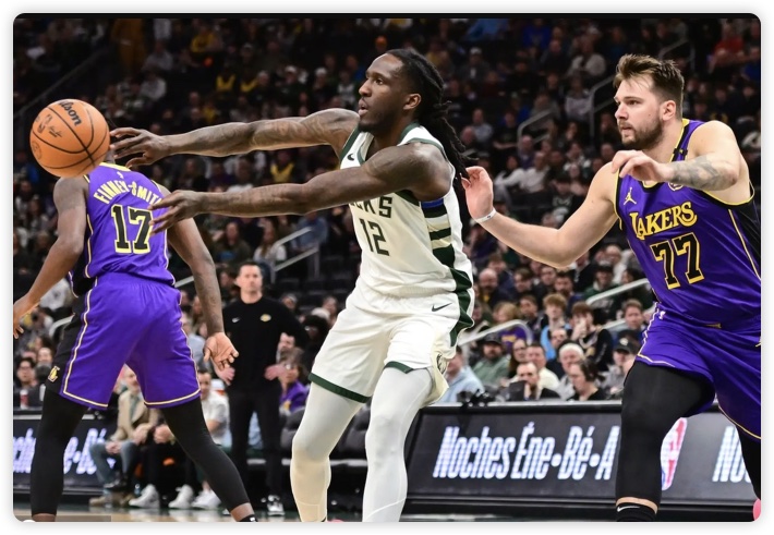 普尔17+6坎宁安空砍38+10 奇才7人上双险胜活塞