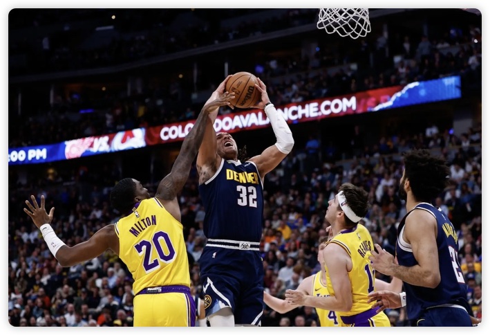 詹东同时休战穆雷三分制胜 湖人超级残阵惜败掘金 