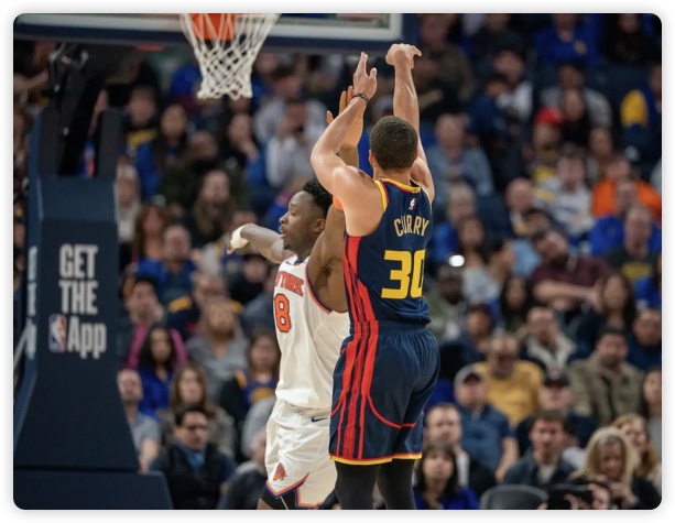 库里28分唐斯空砍29+12 勇士擒尼克斯喜获7连胜