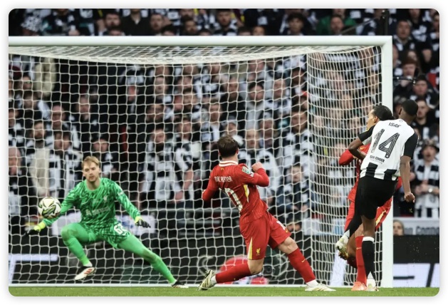 小基耶萨破门 利物浦1-2目送纽卡斯尔70年首冠 