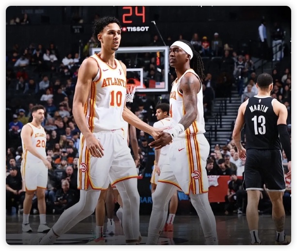 约翰逊28+7吹杨空砍28+12 篮网爆冷击败老鹰