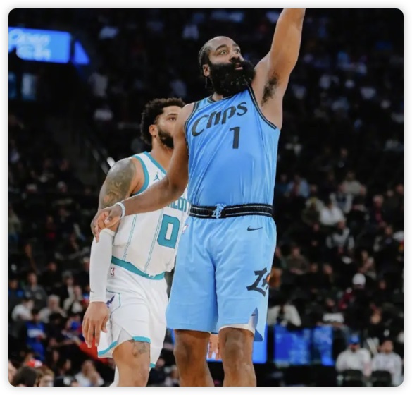 哈登31+10伦纳德23分 鲍威尔复出快船大胜黄蜂