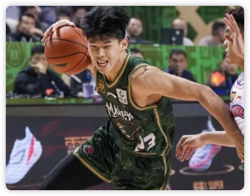 林葳复出24+7&三分5中5 邹阳26+8 同曦7人上双大胜福建