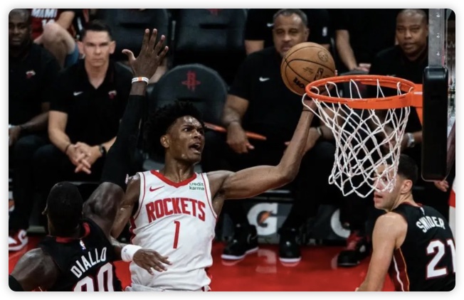 范弗利特37+3维金斯空砍30分 火箭客胜送热火10连败