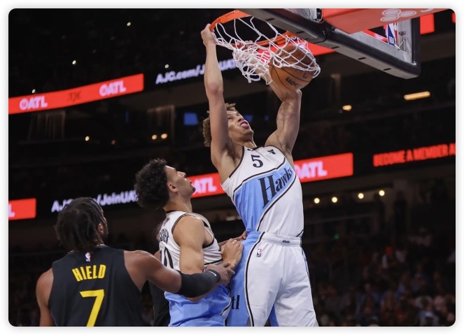 杨25+5+10巴特勒空砍25+4+8 勇士不敌老鹰