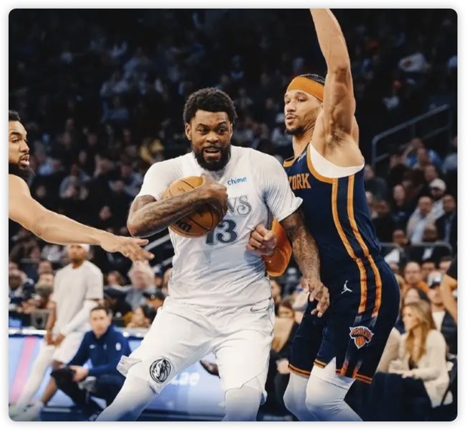 唐斯三双马绍尔空砍38分 OG35分尼克斯大胜独行侠 