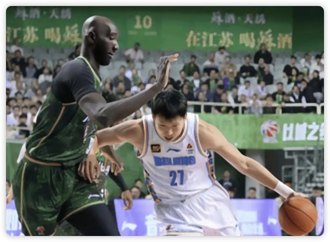 杰曼28+5+8 周琦17+14 肯德里克-戴维斯43+6+9 北京险胜同曦