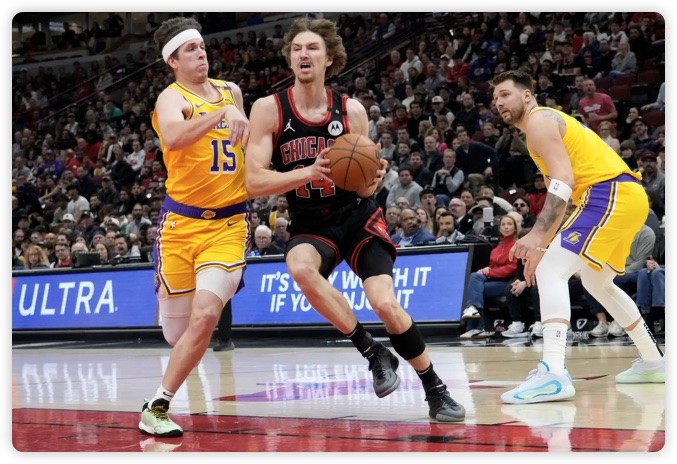 吉迪超神绝杀老詹低级失误 湖人黑色13秒不敌公牛