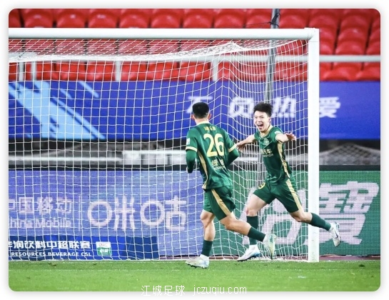 王钰栋处子球+造乌龙 浙江4-0送三镇3连败 