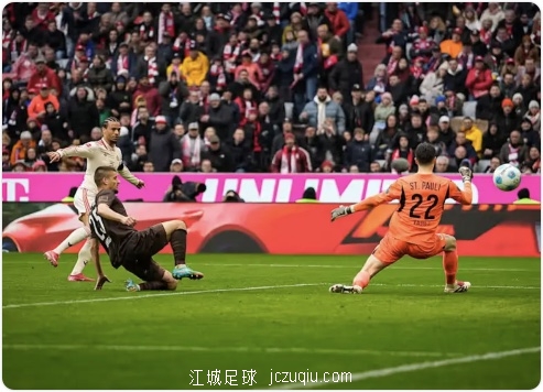 凯恩献传射萨内梅开二度 拜仁3-2圣保利仍6分领跑 jczuqiu.com