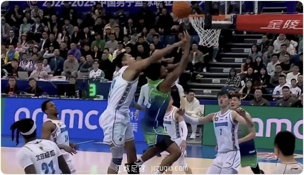 曾凡博22+8陈盈骏20+6 北京客场大胜天津jczuqiu.com