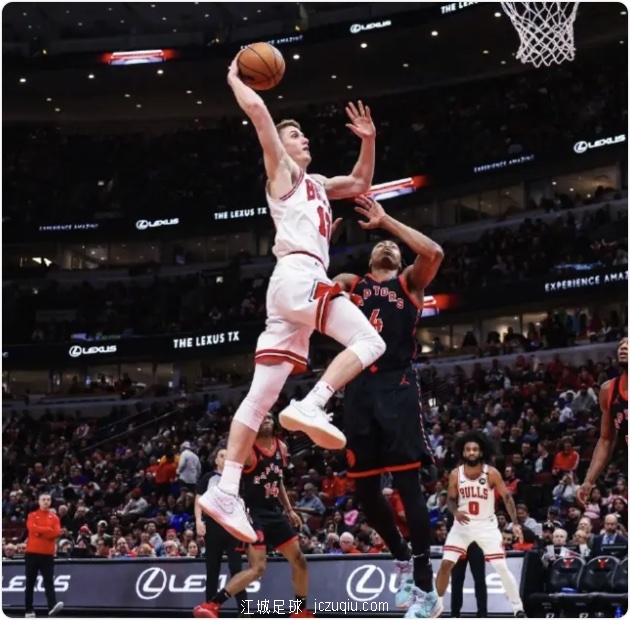 怀特28+6武切维奇22+10+7 公牛主场大胜猛龙jczuqiu.com