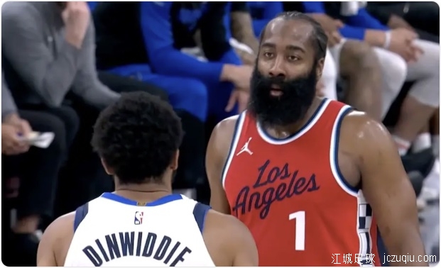 小卡20+6祖巴茨14+13 浓眉缺阵快船大胜独行侠 