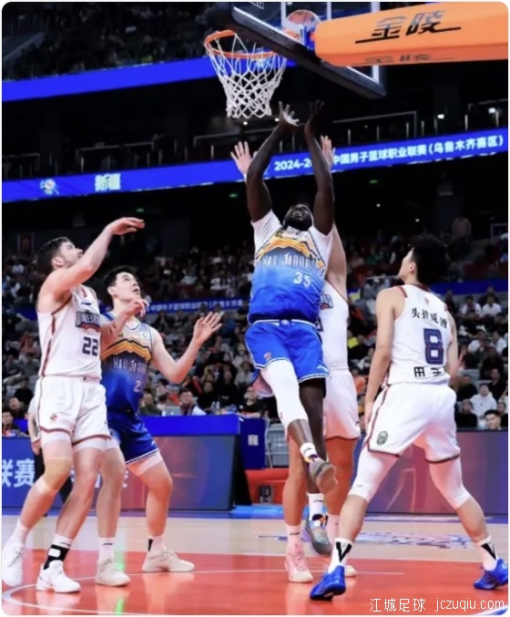 齐麟25分 赵睿伤退 林葳37+5+11 新疆力克同曦抢占先机