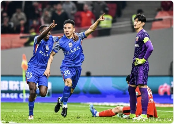 于汉超替补登场1分钟救主 海港主场1-1申花 